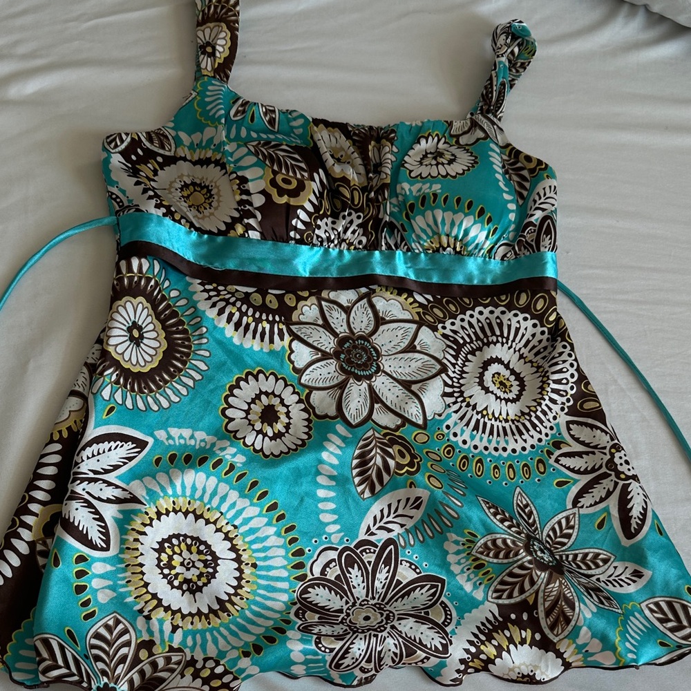 Y2K Turquoise Floral Satin Tank Top with Contrast Waistband - Picture 6 of 9